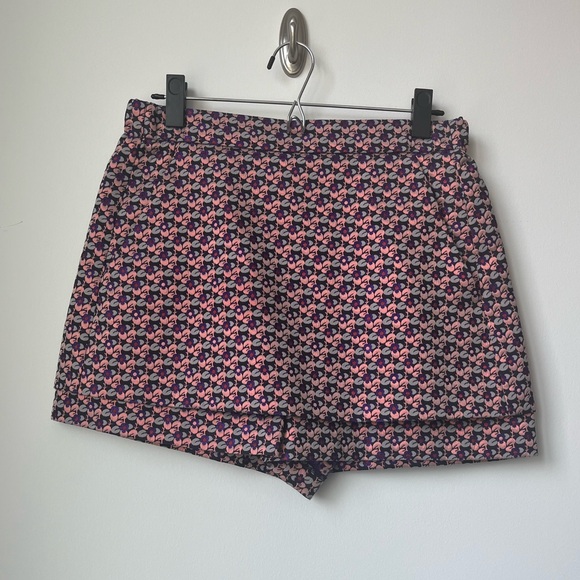 MAJE Shorts Purple Floral Jacquard Skirt Front
Skort Pockets Sz EU 40 / US 8 - Picture 3 of 6